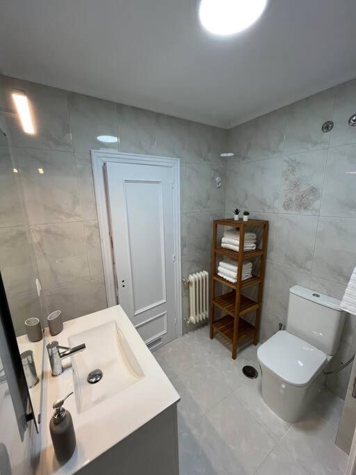 גיחון Apartamento El Fontan, Parking Gratuito מראה חיצוני תמונה