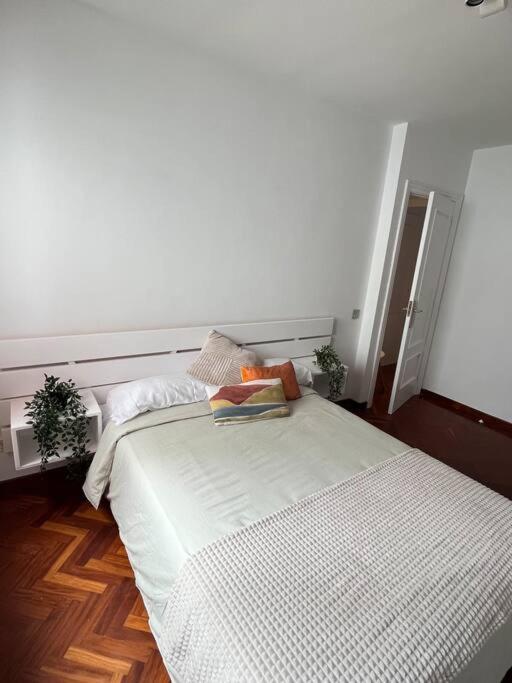 גיחון Apartamento El Fontan, Parking Gratuito מראה חיצוני תמונה